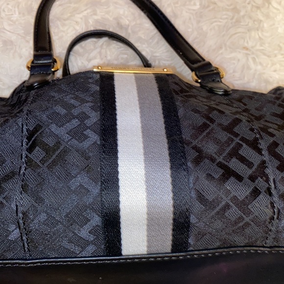 Tommy Hilfiger Handbag - Picture 13 of 13